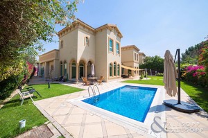 Waterside Manor — Luxury villa for rent in Hattan